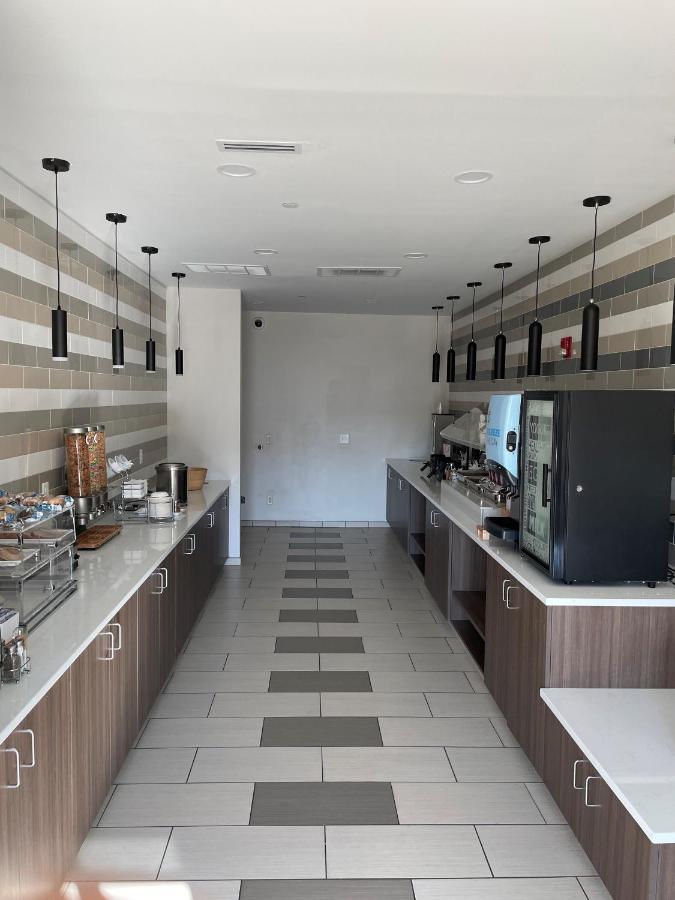 La Quinta Inn & Suites By Wyndham Ankeny Ia - Des Moines Ia Exteriér fotografie