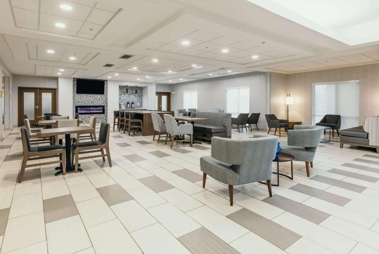 La Quinta Inn & Suites By Wyndham Ankeny Ia - Des Moines Ia Exteriér fotografie