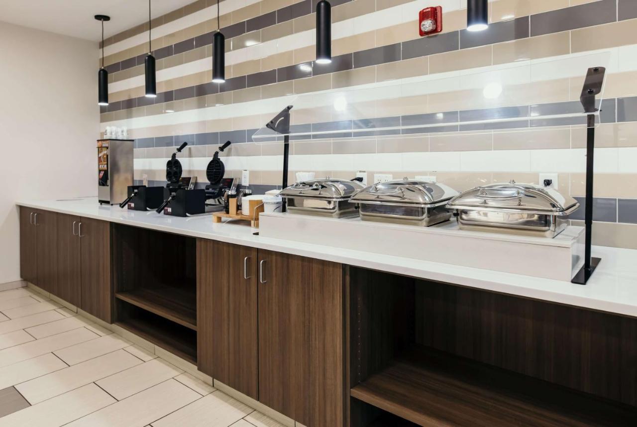 La Quinta Inn & Suites By Wyndham Ankeny Ia - Des Moines Ia Exteriér fotografie