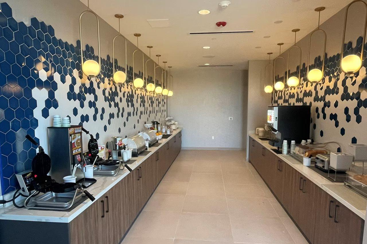La Quinta Inn & Suites By Wyndham Ankeny Ia - Des Moines Ia Exteriér fotografie